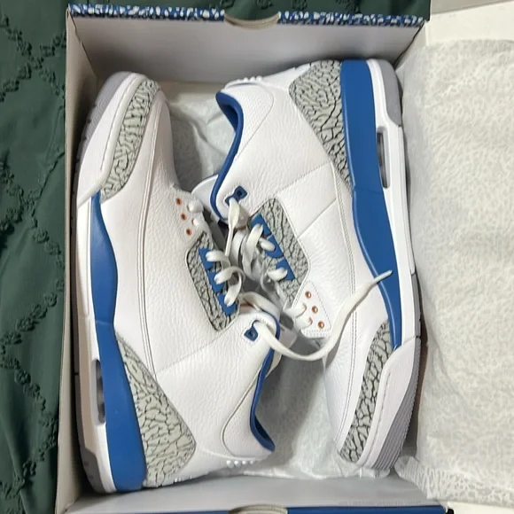 True Blue Air Jordan Size 15 Jordan Retro 'UNC' Air Jordan CT8532 - Main Image